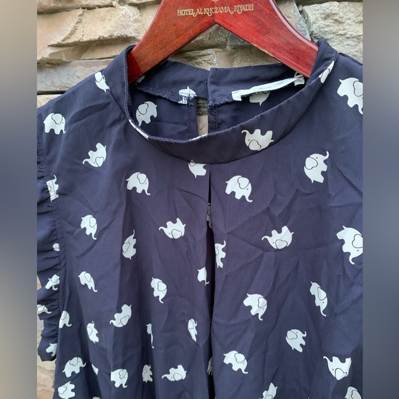 Jessy B Blue and White Elephant Ruffled Sleeves Blouse - Picture 12 of 13